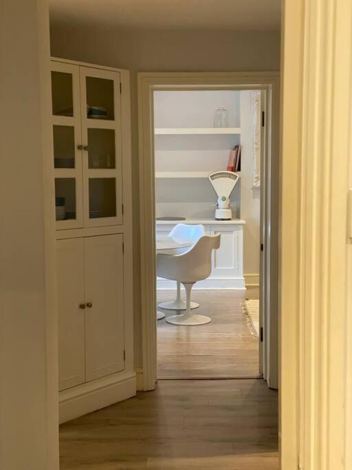 Beautiful 2 Bed/ 2 Bath Notting Hill Garden Flat Apartment London Bagian luar foto